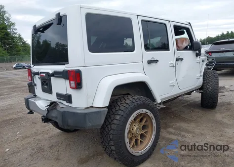 2015 Jeep Wrangler Unlimited Sahara z USA, uszkodzony, nr VIN 1C4BJWEG8FL562167